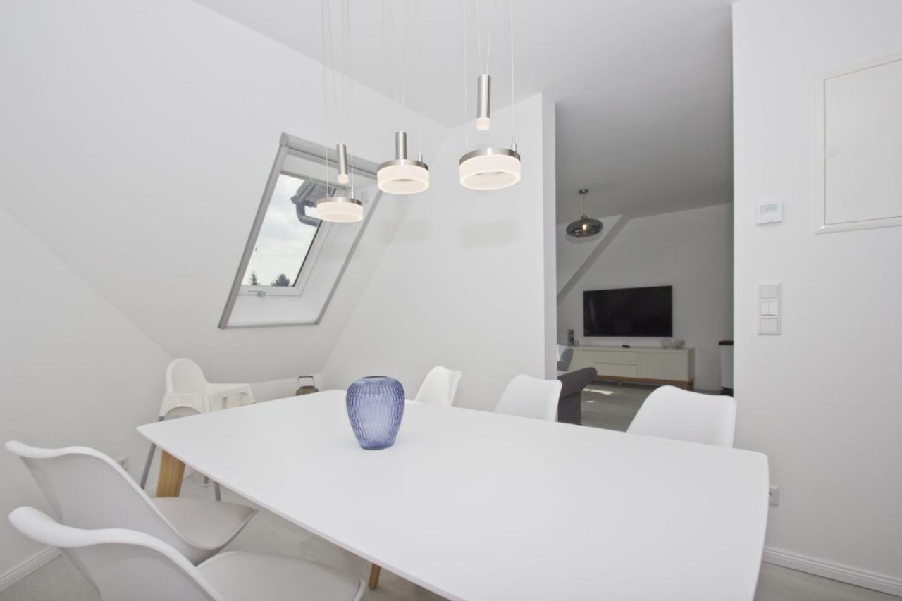 Gratis Nutzung Vom Ahoi Erlebnisbad Und Sauna In Sellin - Haus Inselwind Fewo Meerwellen Gross Zicker Экстерьер фото